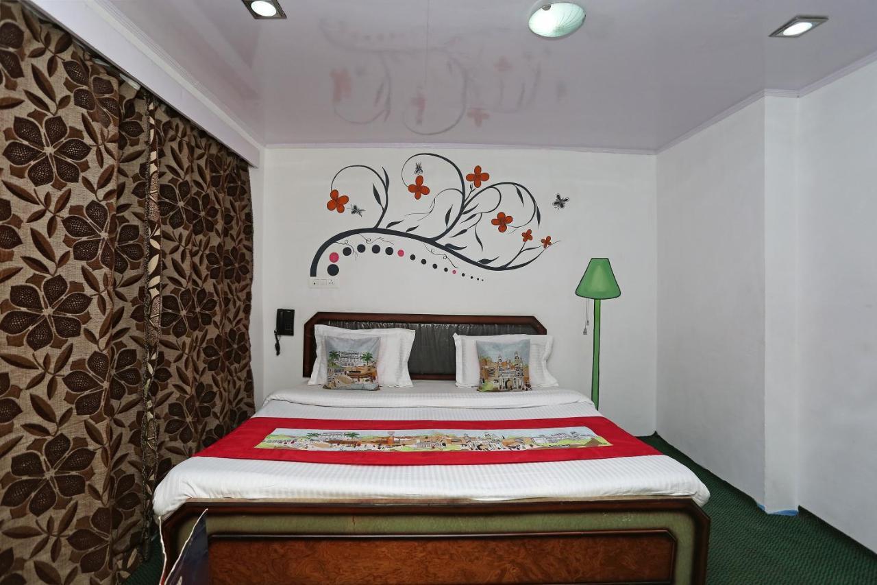 Oyo Flagship Hotel Palace Pahalgām Εξωτερικό φωτογραφία