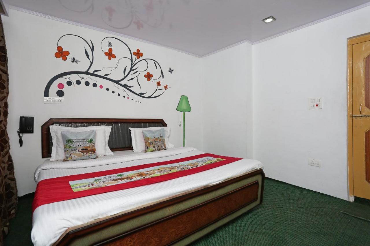 Oyo Flagship Hotel Palace Pahalgām Εξωτερικό φωτογραφία